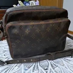 Louis Vuitton ショルダーバッグ ブラウン