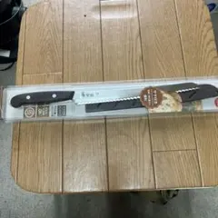 新品　 鞘付きパン切りナイフ ステンレス製 波刃のサムネイル