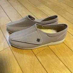 Item thumbnail for item 11674ef4-ca86-4370-a8a5-d0942d2b8c55