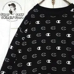 人気 チャンピオン リバースウィーブ スウェット XL ブラック 総柄ロゴ 古着のサムネイル