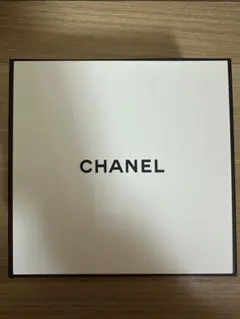 CHANEL ギフトボックスリボン付き ショップ袋なし