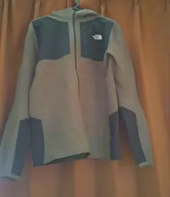 THE NORTH FACE　マウンテンパーカー