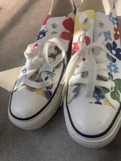 converseお花柄のサムネイル