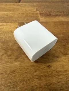 Apple 20w USB-C電源アダプタ