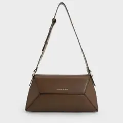 Charles&Keith ナスリンジオメトリックショルダーバッグ