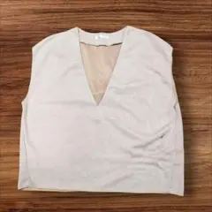 しまむらHelm ベージュ Vネックベスト　ID370