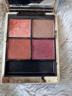 SUQQU シグニチャー カラー アイズ 13 輝潤染　アイシャドウ