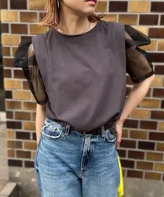 Bonjour Sagan mi via loca パフスリーブ Tシャツのサムネイル