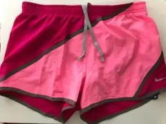 新品未使用 ナイキ ランニングウェア ショートパンツ