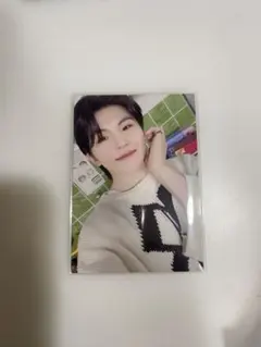 SEVENTEEN HOME 2023 プルオーバー トレカ　 ウジ