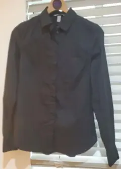 H&M　黒ブラウス　レディースシャツ　Sサイズ
