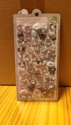 ボンボンドロップシール　It’s FUN　うさぎ　しろくろ