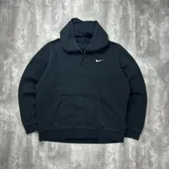 ナイキ 刺繍ロゴ ワンポイント スウェットパーカー ブラック XL 6077