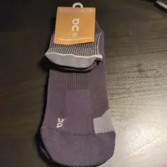 On Performance Run Sock Low L ダークパープル