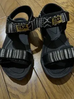 キッズサンダル