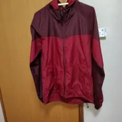 ナイロンパーカー