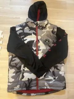 Jordan カモフラージュ フード付きジャケット