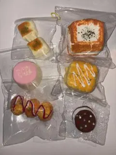 MoMo スクイーズ パン 、焼き菓子4種セット | Mercari