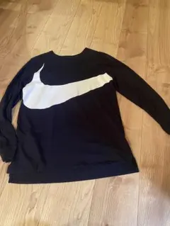 NIKE ナイキ 長袖 ロンT ビッグスォッシュ　Lサイズ