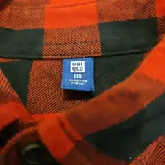 UNIQLO 赤と黒のチェック 長袖シャツ 110