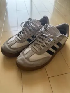 adidas スニーカー ホワイト グレー