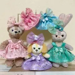 ハンドメイド。サテン&チュールワンピース★ぬいぐるみバッジ。ストラップ用コス