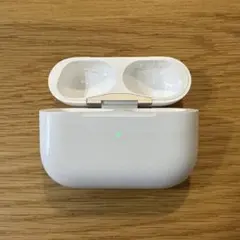 【純正品】AirPods pro 第二世代 lightningケース