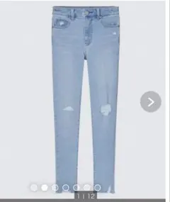 ユニクロ　ライトブルー　ウルトラストレッチスキニーハイライズジーンズ　ダメージ