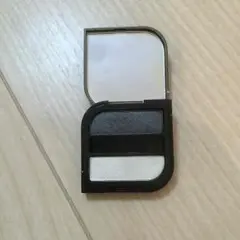 値下げ中！ヘレナ アイシャドウのサムネイル