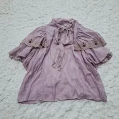 アクシーズファム　ボウタイ半袖ブラウス　袖刺繍　姫　ギャル　森ガール