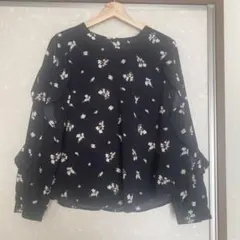 GU 花柄シャツ