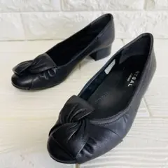 【極美品】REGAL platinum 本革 リボンパンプス 黒 22.5cm