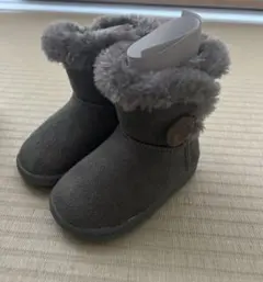 Item thumbnail for item c6d3ff95-8773-4cb8-b3d6-f7374bb540fa