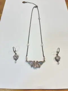 ミハエルネグリン　ネックレス ピアス セット