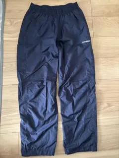 Reebok トレーニングパンツ ネイビー　Lサイズ　ウィンドブレーカー