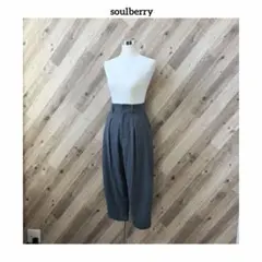 soulberry ソウルベリー ウール混 バルーン タック テーパード パンツのサムネイル