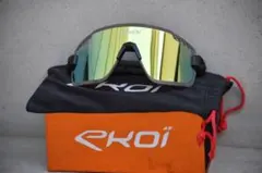 Item thumbnail for item 7eb07238-b7df-45dd-a21a-16b569249035