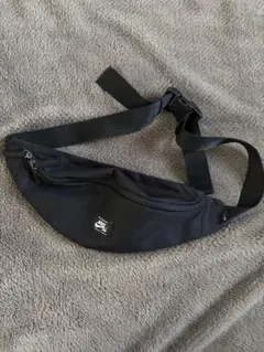 NIKE ナイキ　ウエストバッグ　ボディバッグ