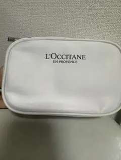 L'Occitane フラグメントケース ホワイト