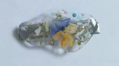 【SALE】ヘアクリップ ビオラ ホログラム 押し花 ハンドメイド