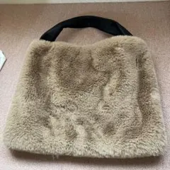 ベージュ ファー バッグ
