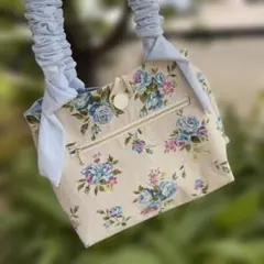 シャーリング持ち手のバッグ花柄ファスナーポケット付きループボタンハンドメイド