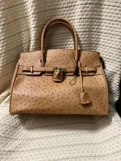 b*n様 モンテロッソ　レザー ハンドバッグ