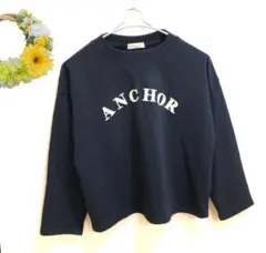 美品 アースミュージックアンドエコロジー 英字ロゴプリント トレーナー トップス