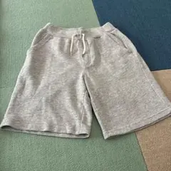 GU スウェットショートパンツ　サイズ140