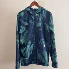 Volcom ナイロンジャケット 総柄 フード付き Mのサムネイル