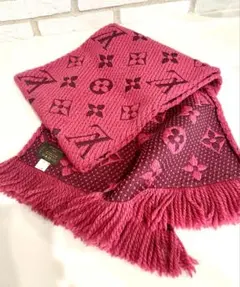 ルイヴィトン エシャルプロゴマニア レインボーモノグラム マフラー