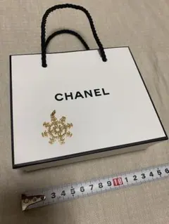 CHANEL ショップ袋 ショッパー ミニサイズ チャーム2点セットのサムネイル