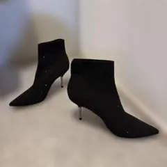美品Staccato キラキラ　黒 ヒール　ショートブーツ　ブーティ