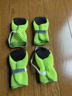 犬￼用メッシュ靴 4個セット 蛍光グリーン